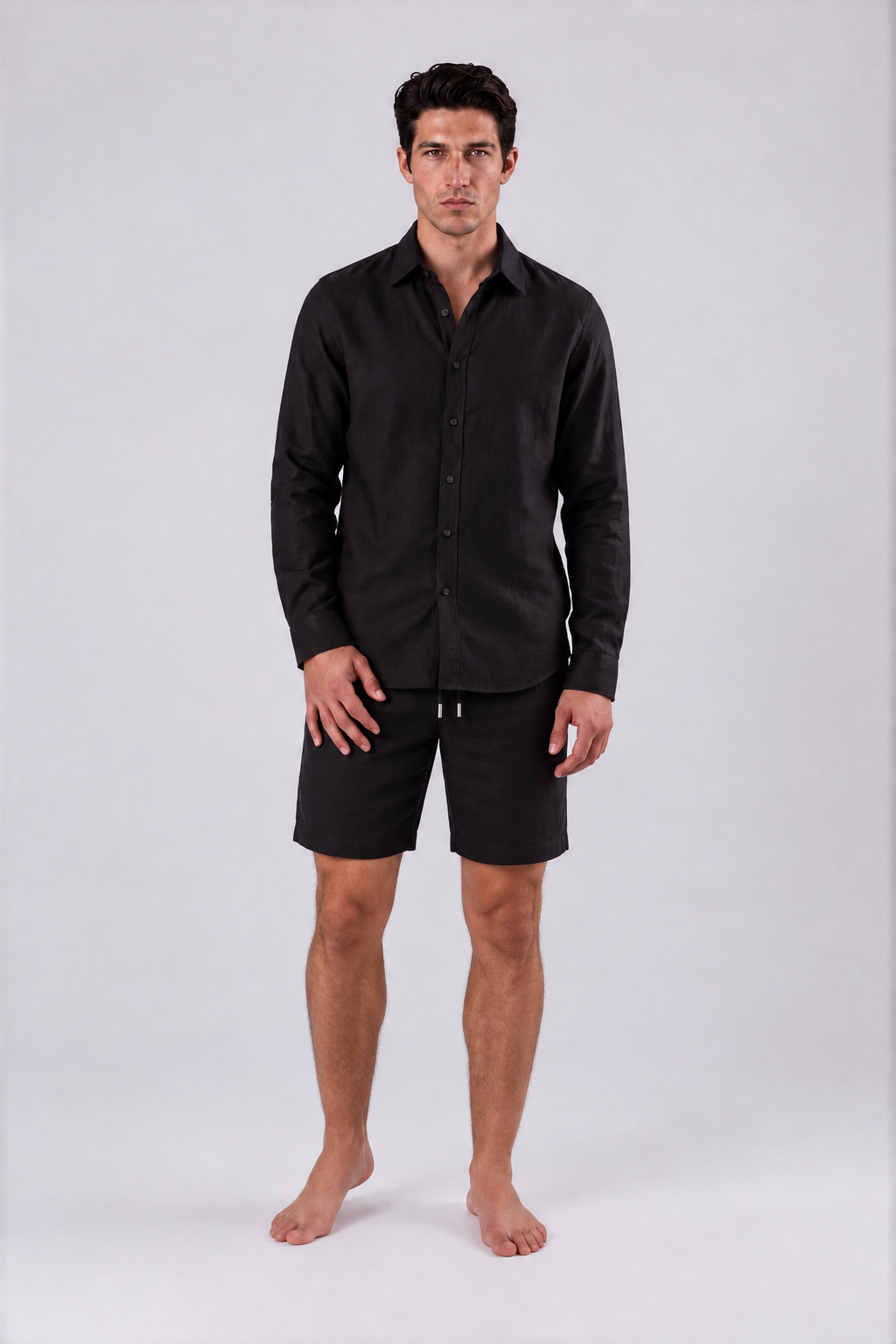 LOOSE-FITTING LINEN SHORTS - BLACK