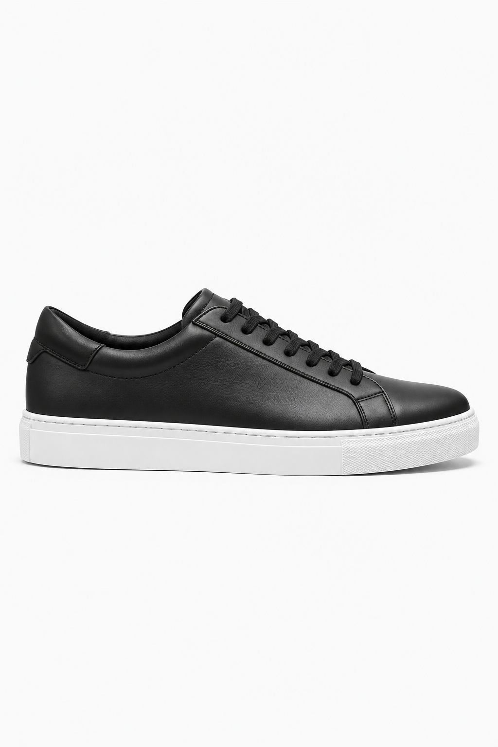 SNEAKERS - BLACK / WHITE